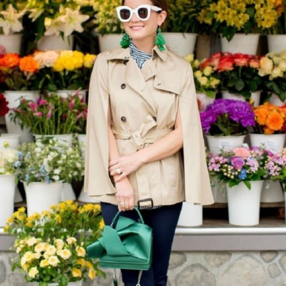 Banana Republic Beige Water Resistant Trench Cape